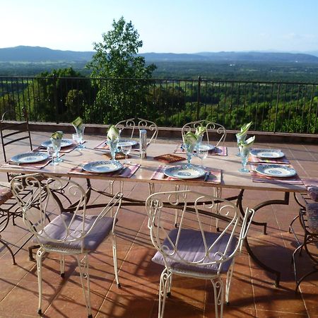 Bed And Breakfast La Maison De Nathalie Les Mayons Exterior photo